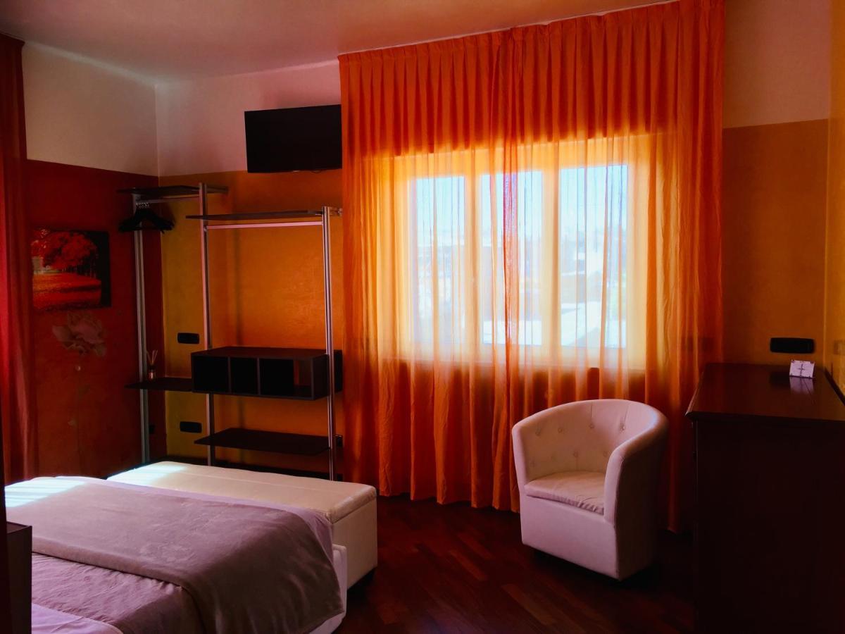 B2In Suite & Office Capriate San Gervasio Extérieur photo