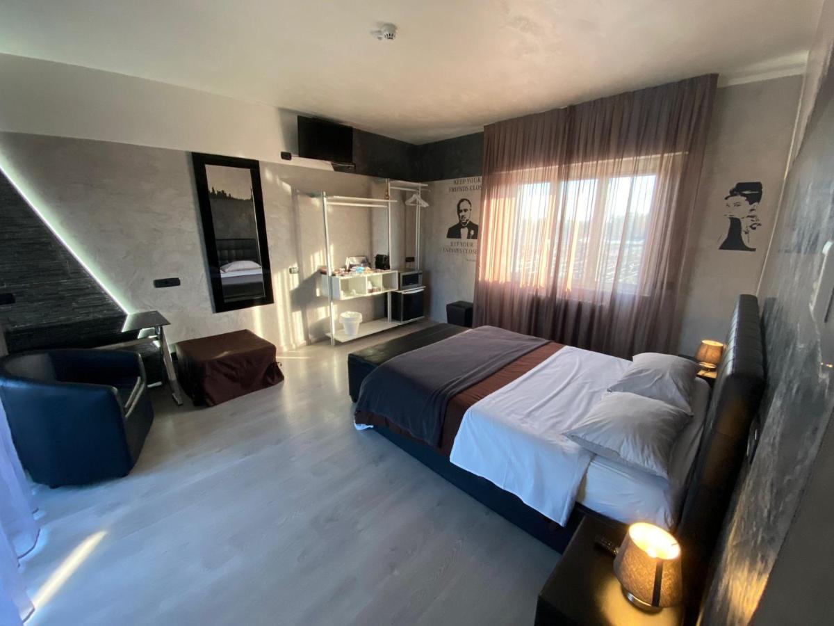 B2In Suite & Office Capriate San Gervasio Extérieur photo