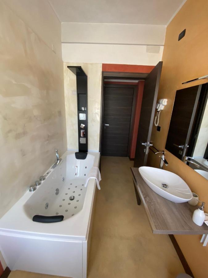 B2In Suite & Office Capriate San Gervasio Extérieur photo
